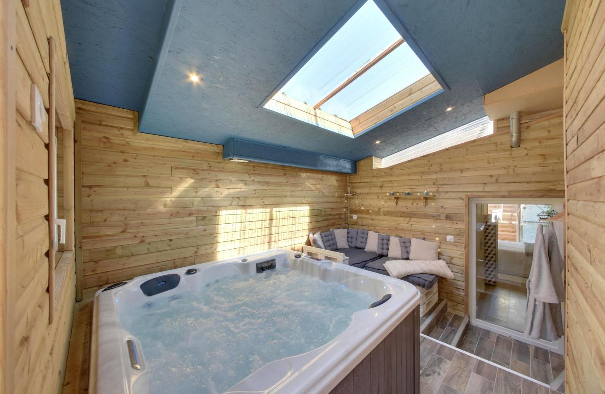 Entre Terre & Mer Spa Sainte-Croix-Grand-Tonne Exterior photo